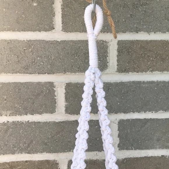 Macrame Plant Hanger - Picture 3 of 6